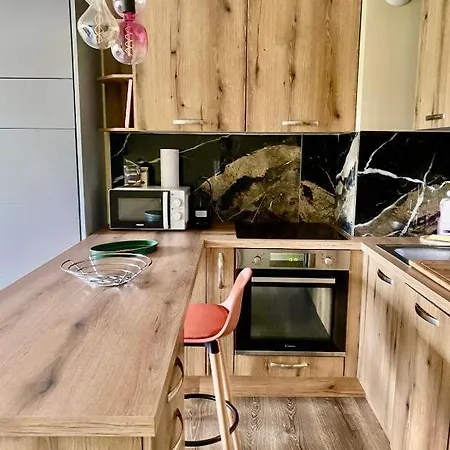 Ever Bay Apartman *